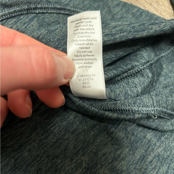 Athleta Uptempo Hoodie Sweatshirt in Bali Green/Oceanic Teal - Picture 10 of 10